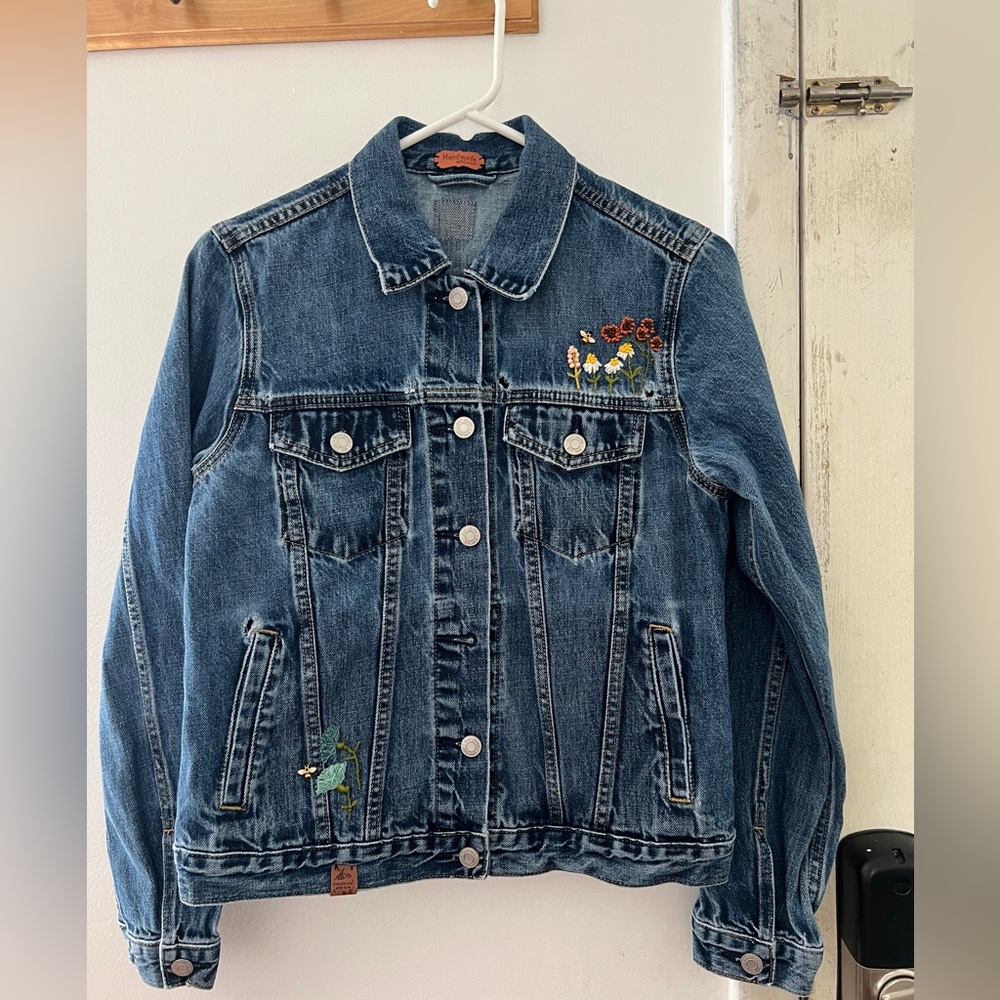 Gap Denim Jeans Jacket Embroidered & Embellished Button Up